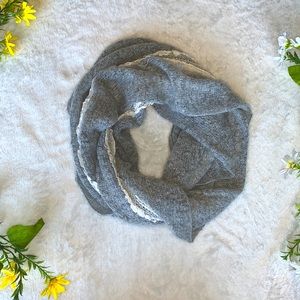 Grey Infinity scarf with white details